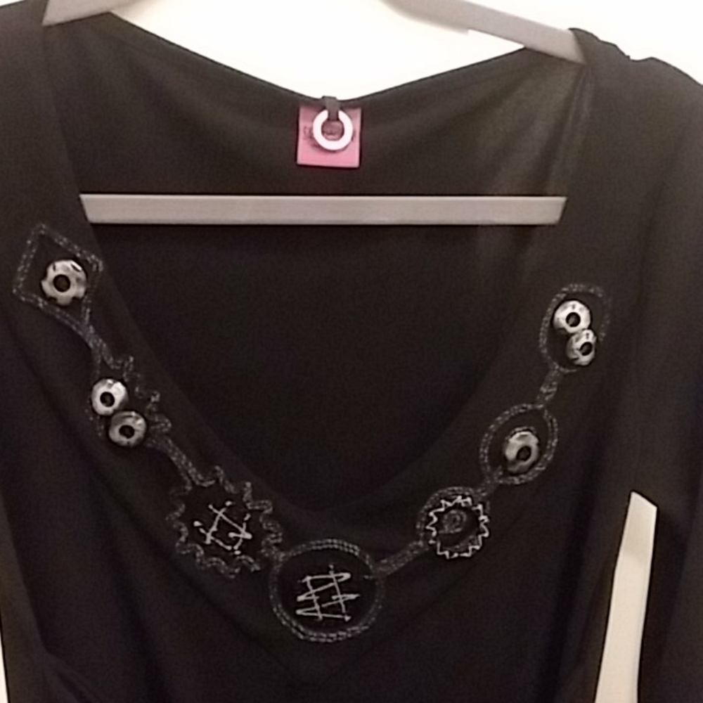 Save the queen black dress with unique design